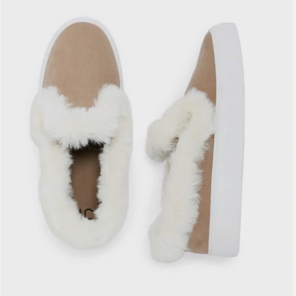 •Eloise• Faux Fur Embellished Slip On Taupe Sneakers - Picture 4 of 5
